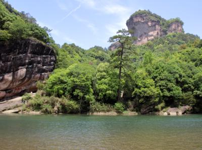 Img 1949 41560744691 O