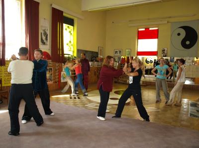 P70424818 52731845128 O