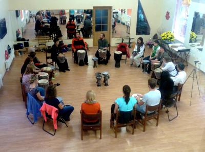 Studio 00023 14679436779 O