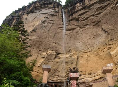 P4165938 50191143166 O